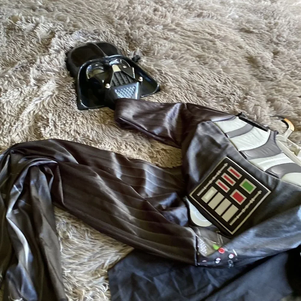 Darth Vador  Costume 3 Piece Black Small 4 to 7 - Picture 4 of 5